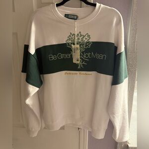 Girl Dangerous 100% organic cotton green white sweatshirt size M